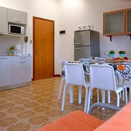 Spacious For Up To 7 Guests With Balcony By Beahost Hotel 3*